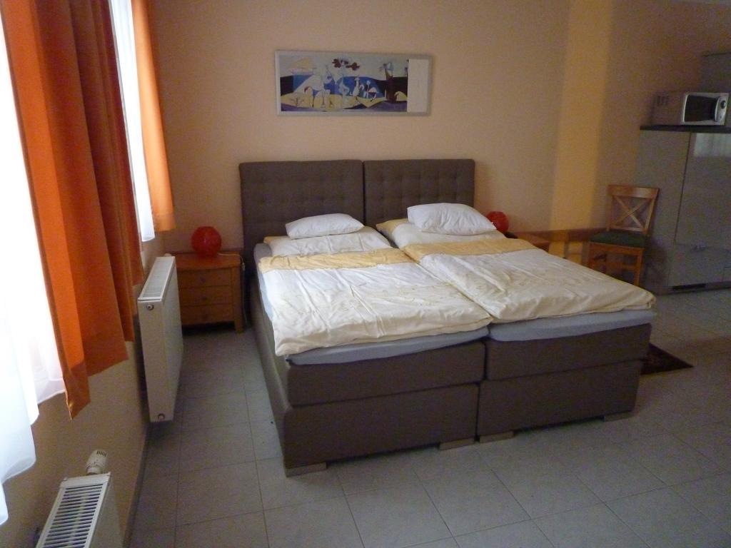 וינה Gartenpension Prosl מראה חיצוני תמונה